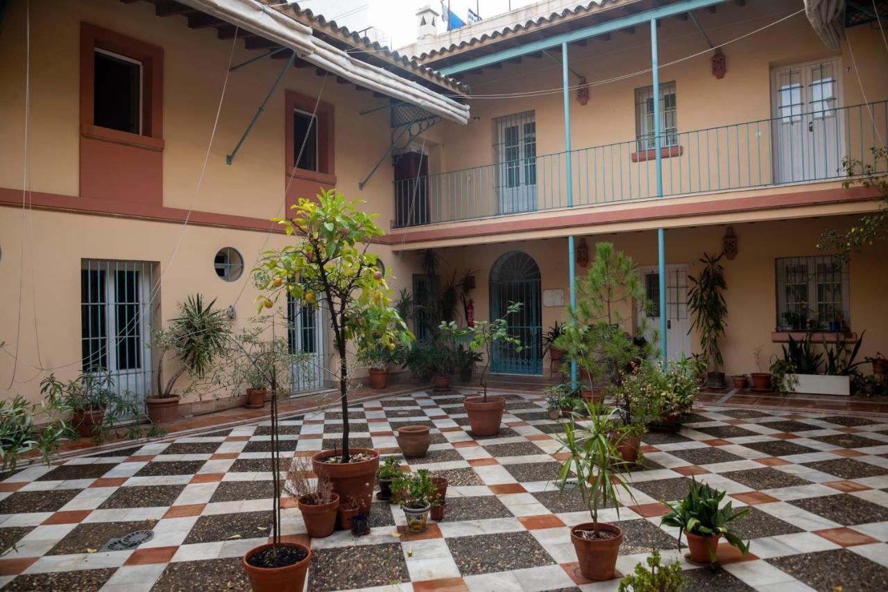 180 Home Ideal Apartamento Con Patio San Bernardo 2 Siviglia Esterno foto