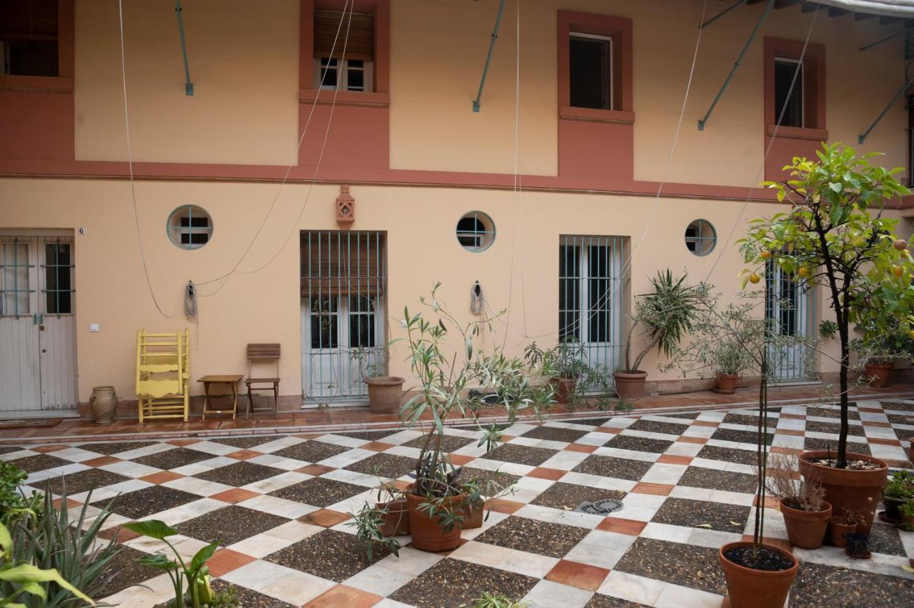 180 Home Ideal Apartamento Con Patio San Bernardo 2 Siviglia Esterno foto