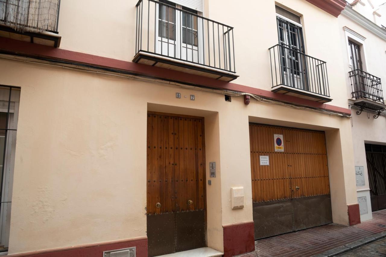 180 Home Ideal Apartamento Con Patio San Bernardo 2 Siviglia Esterno foto