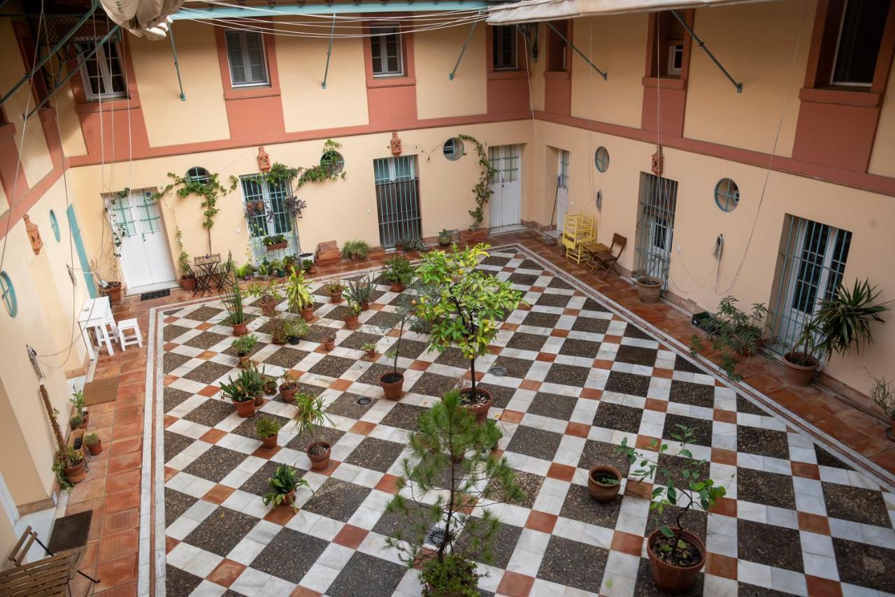 180 Home Ideal Apartamento Con Patio San Bernardo 2 Siviglia Esterno foto