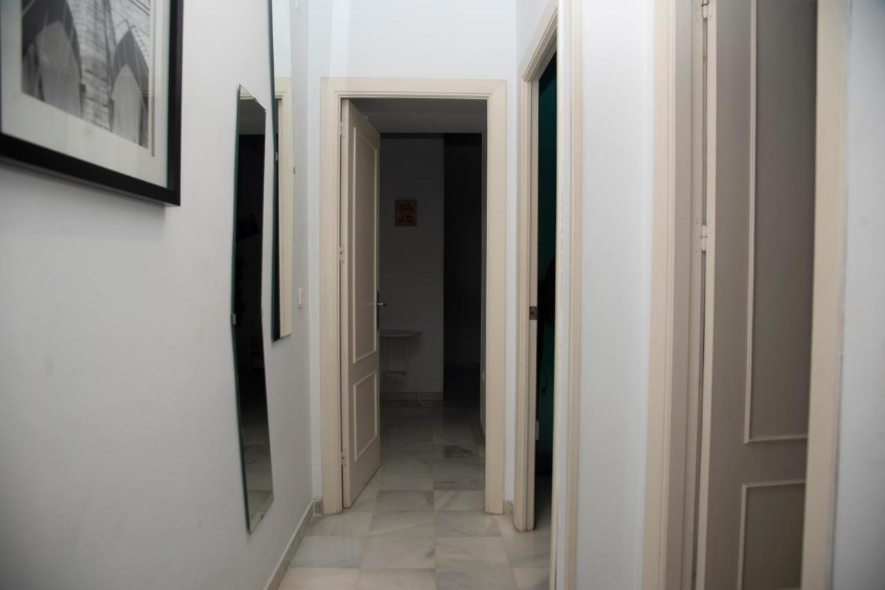 180 Home Ideal Apartamento Con Patio San Bernardo 2 Siviglia Esterno foto