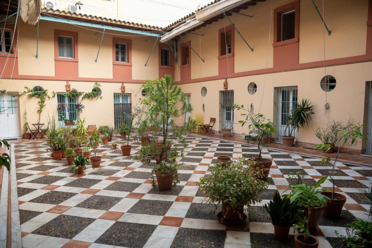 180 Home Ideal Apartamento Con Patio San Bernardo 2 Siviglia Esterno foto